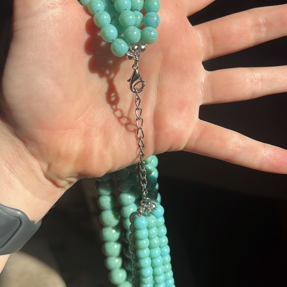 Turquoise bead necklace - Picture 3 of 3